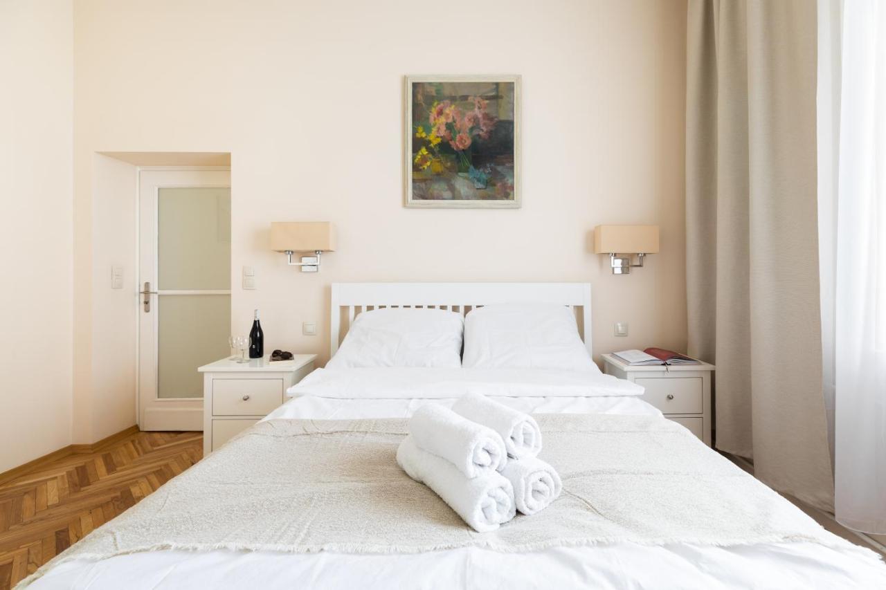 P&O Serviced Apartments Plac Konstytucji Warsaw Exterior photo