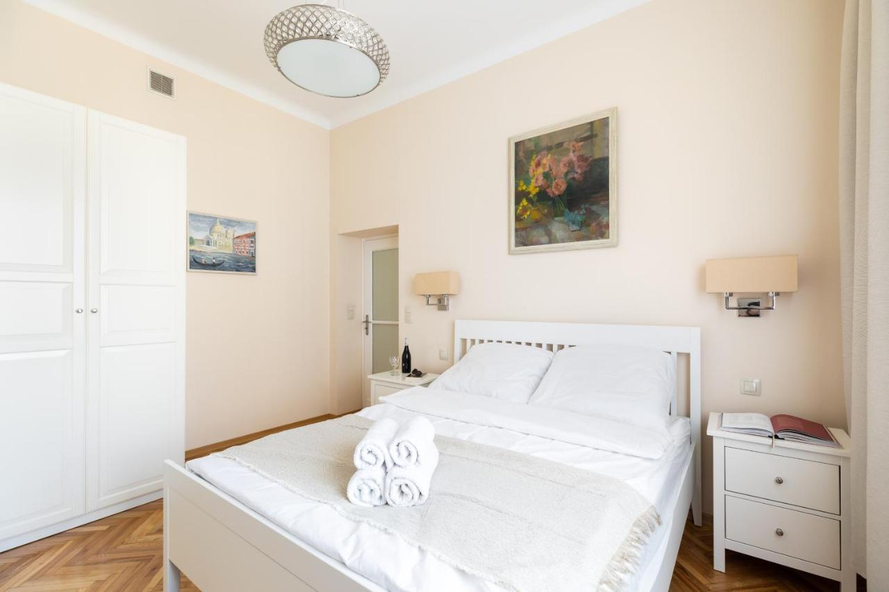 P&O Serviced Apartments Plac Konstytucji Warsaw Exterior photo